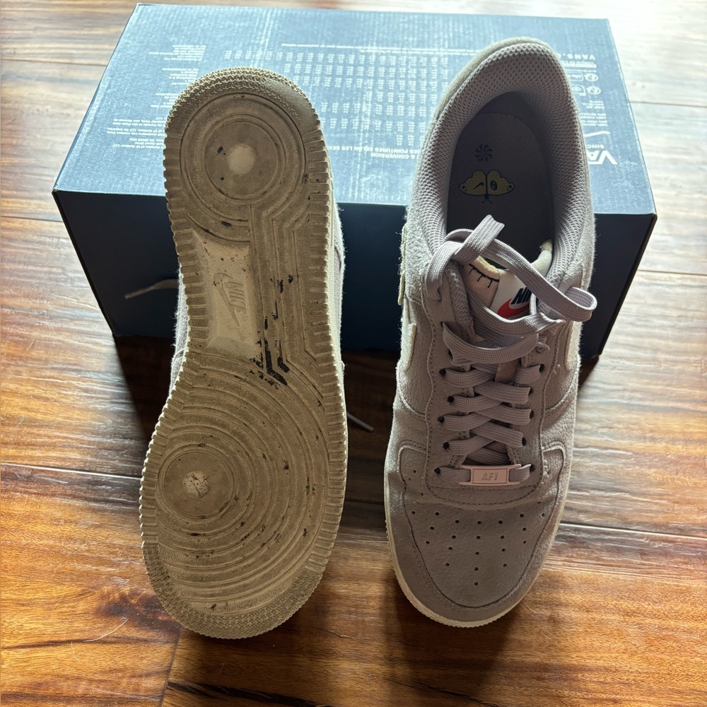 Nike Womens Size 9 Air Force 1 07 SE NN Amethyst Ash Purple AF1 042025 - Picture 2 of 8
